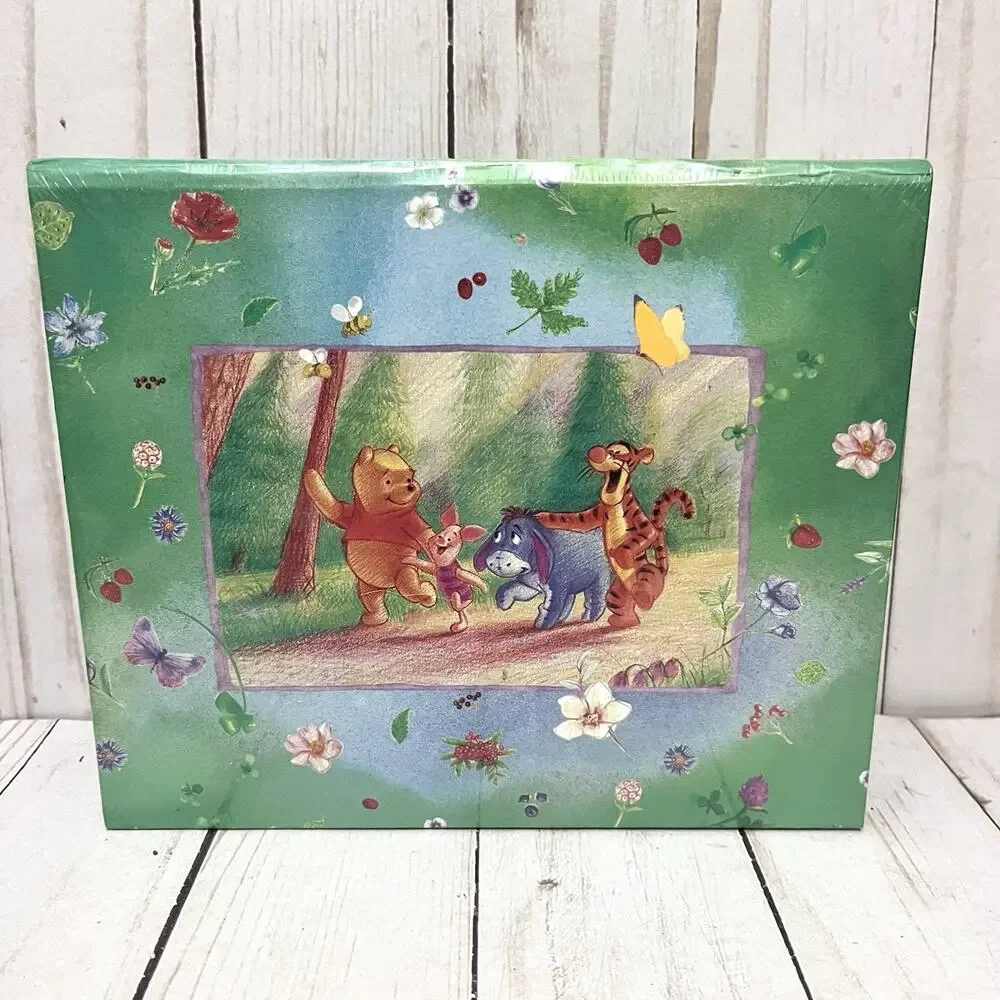 Disney Winnie The Pooh Stationary Gift Box with Envelopes Stickers Pencil Sealed